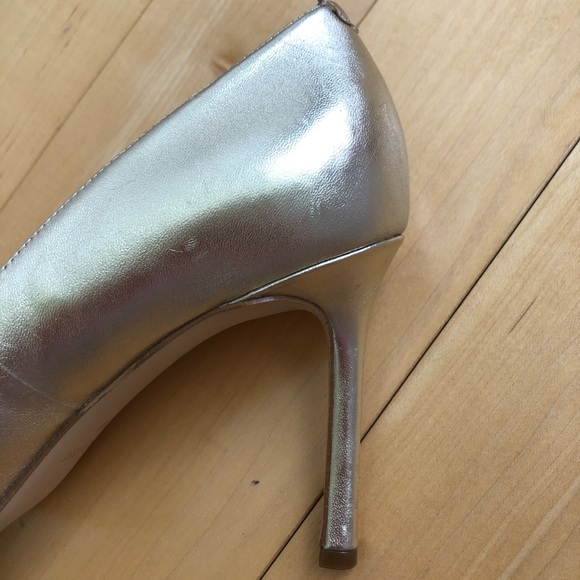 NWOT Nine West Leather Metallic Gold High Heels - Picture 5 of 10